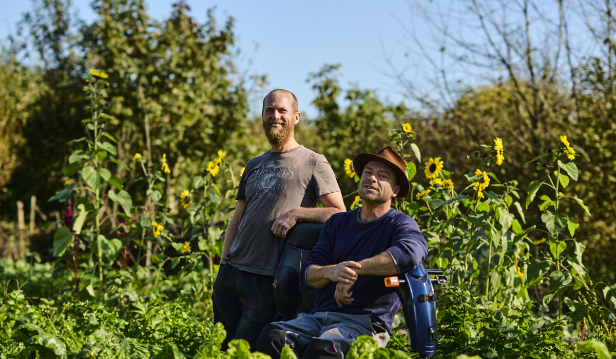 Gert en Bart in de samentuin