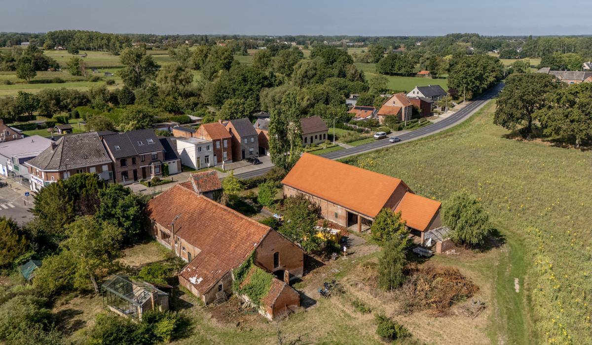 Hoeve Duifhuis vanuit de lucht